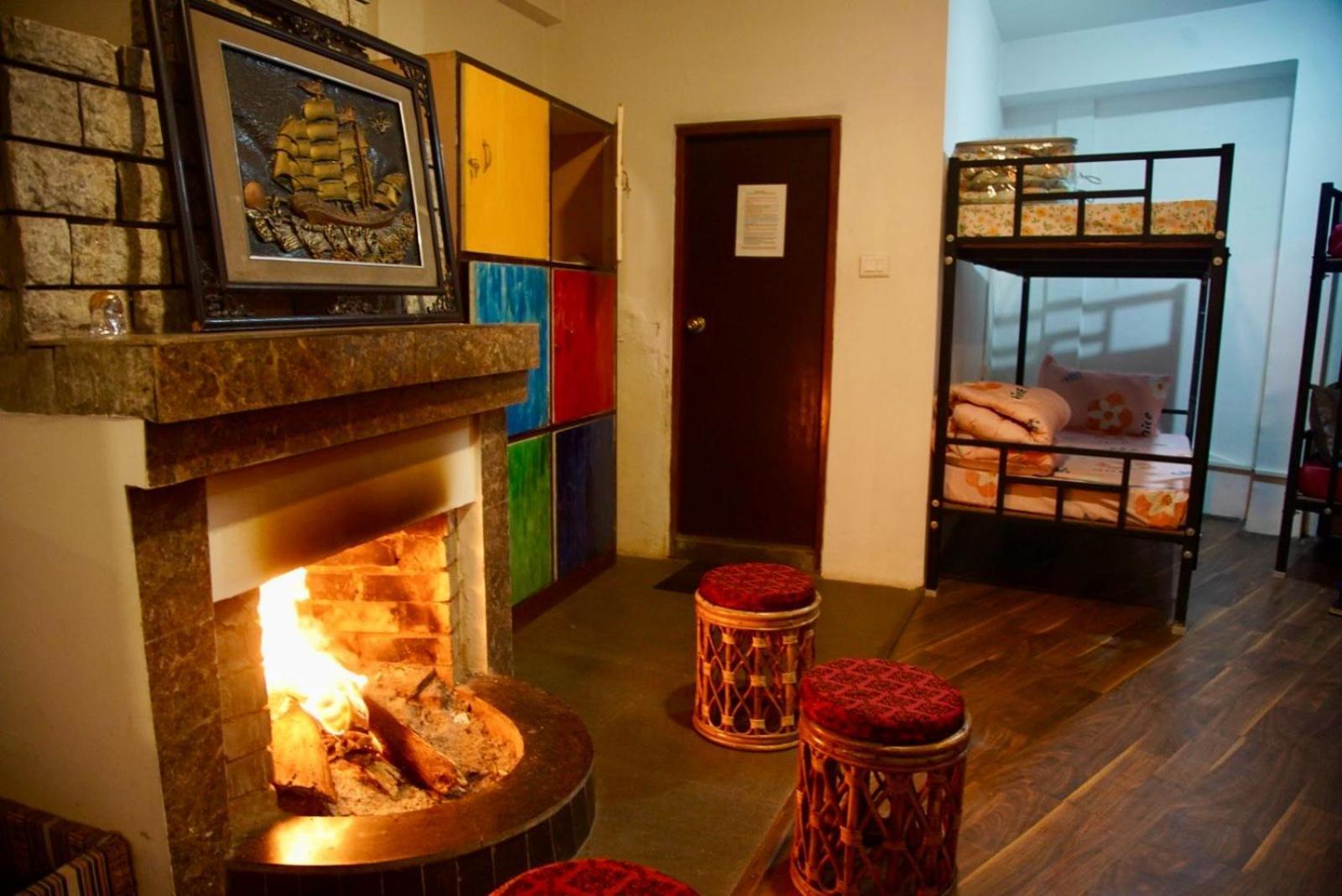 Хостел Backpackers Den Ґанґток Екстер'єр фото