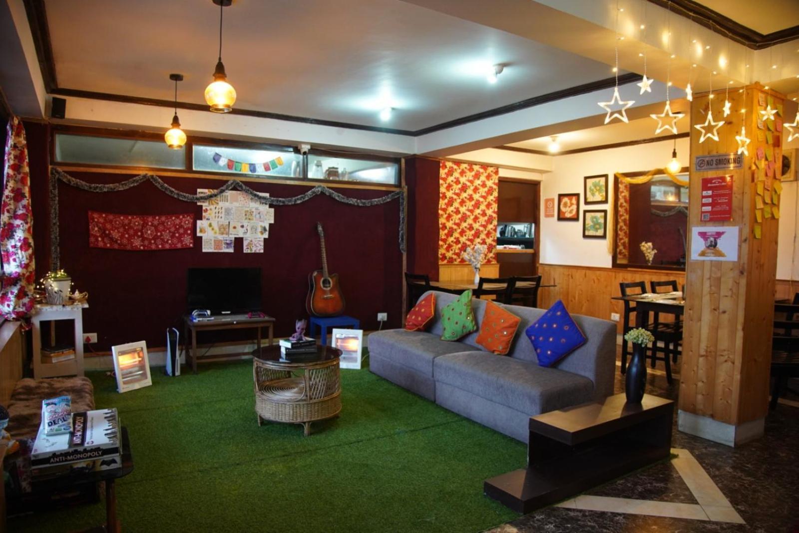 Хостел Backpackers Den Ґанґток Екстер'єр фото